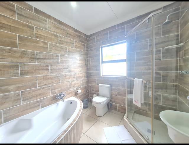 3 BEDROOM DUET FOR SALE IN BIRDSWOOD